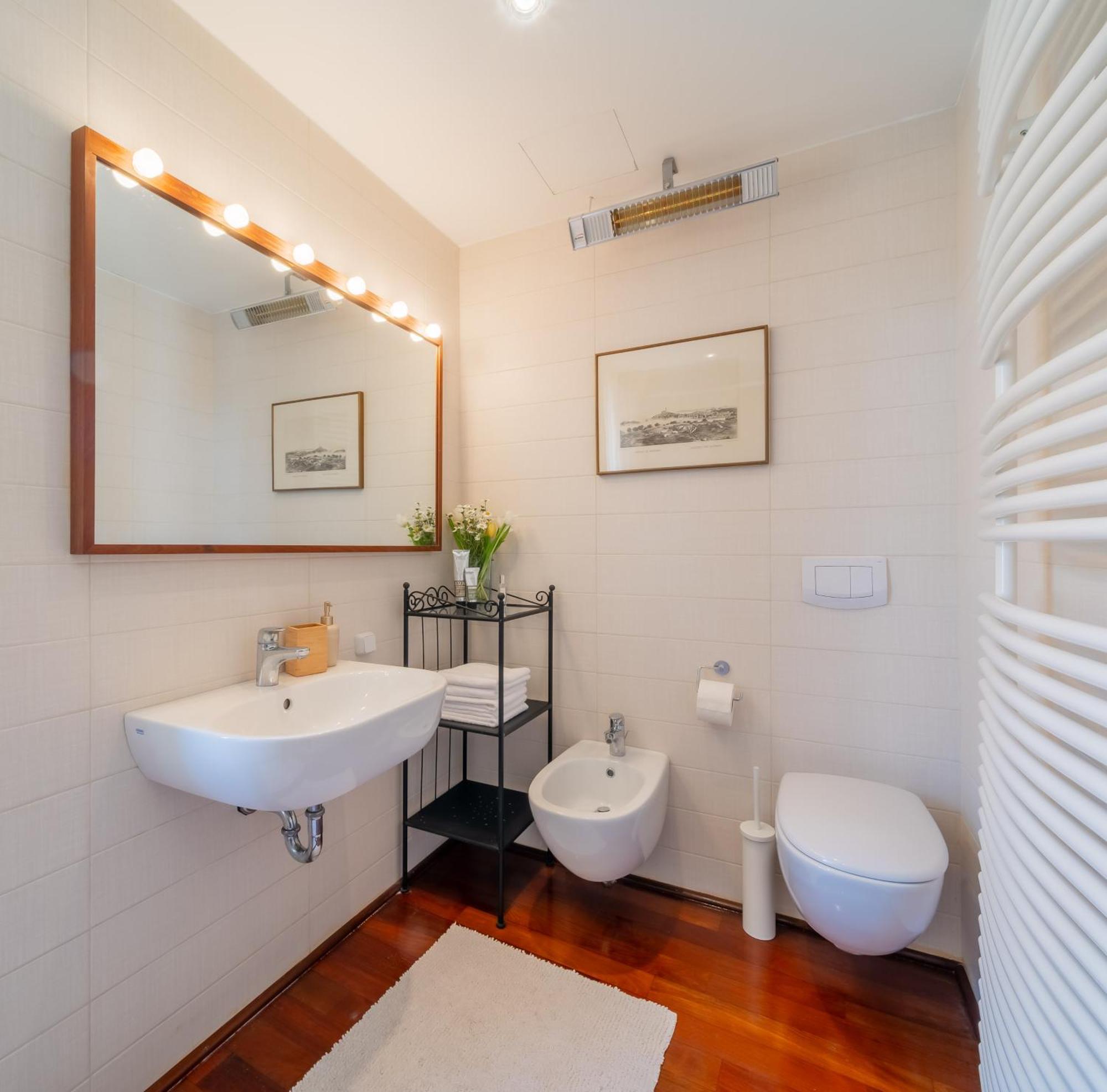 Old Town Seabreeze Residence Ровинь Экстерьер фото